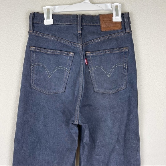 Levi’s dark wash ribcage jeans - Picture 12 of 12